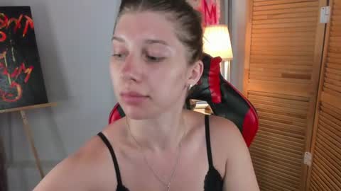 katymeaw online show from June 21, 2026, 1:41 am