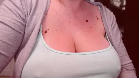 Katy online show from November 26, 2025, 3:18 am