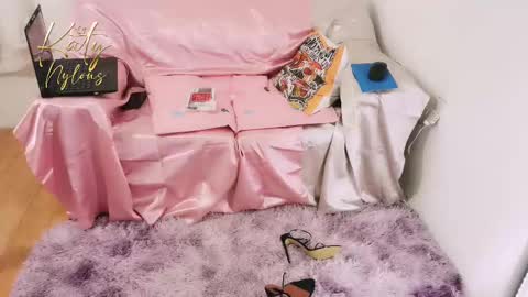 Katy online show from February 15, 2025, 8:00 am