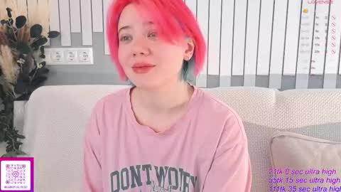 Yuki  online show from November 15, 2025, 6:33 am