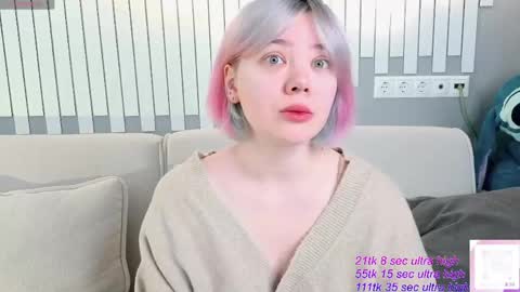 Yuki  online show from May 15, 2026, 3:57 am