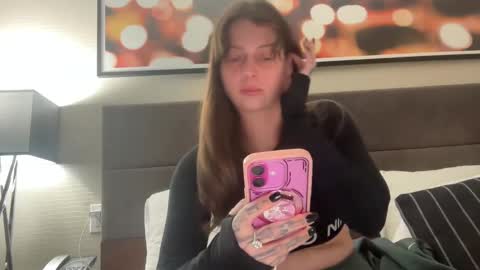 K3z14 online show from January 5, 2025, 11:55 pm