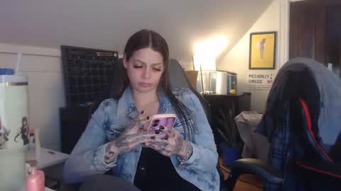 K3z14 online show from January 15, 2025, 7:23 pm