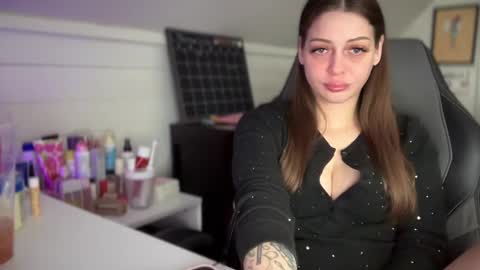 K3z14 online show from February 2, 2025, 6:53 pm