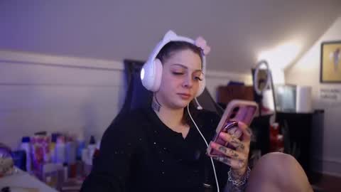 K3z14 online show from February 3, 2025, 12:58 am