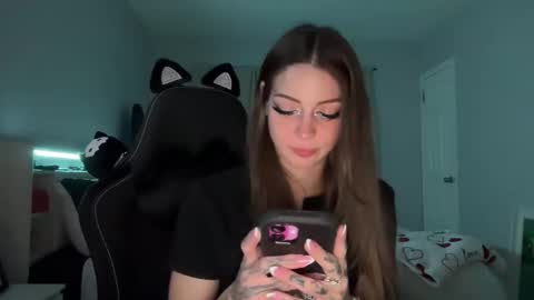 K3z14 online show from February 4, 2026, 3:45 am