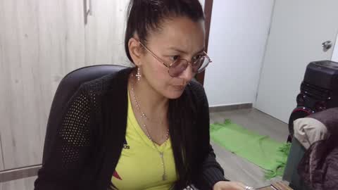  Khawit  online show from December 24, 2024, 10:39 pm