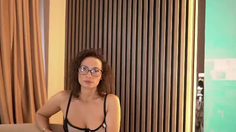 Kaya online show from July 25, 2026, 4:32 am