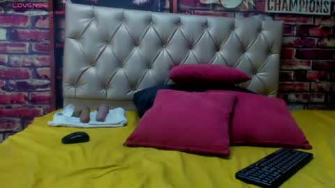 Kaya Tatte online show from May 19, 2026, 8:15 pm
