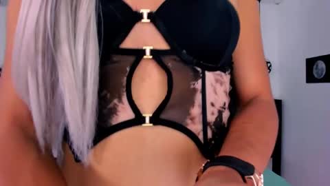 Snapshot of kayalstone chatting on January 8, 2025, 3:51 am Cattleya stone online show from January 8, 2025, 3:51 am