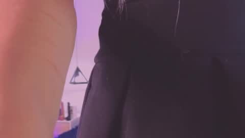 Snapshot of kayalstone chatting on February 25, 2025, 8:36 am Cattleya stone online show from February 25, 2025, 8:36 am