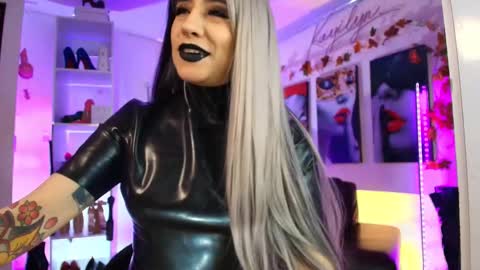 Snapshot of kayilyn chatting on March 25, 2026, 12:11 pm CAMILA online show from March 25, 2026, 12:11 pm