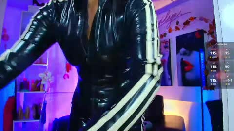 Snapshot of kayilyn chatting on May 1, 2026, 12:21 pm CAMILA online show from May 1, 2026, 12:21 pm