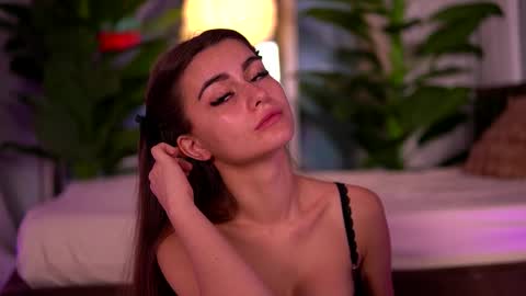 Snapshot of kaylabray chatting on October 22, 2025, 3:29 am kaylabray online show from October 22, 2025, 3:29 am