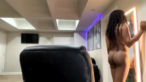 kaylagalaore online show from March 4, 2026, 3:40 pm