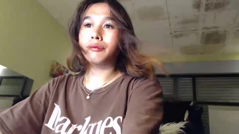 Snapshot of kaylahotieee chatting on February 4, 2025, 10:10 am kaylalattey123 online show from February 4, 2025, 10:10 am