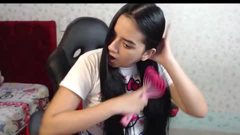 Kayla online show from October 12, 2025, 12:42 am