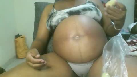 Snapshot of kaylanectah chatting on November 9, 2025, 2:04 pm kaylanectah online show from November 9, 2025, 2:04 pm