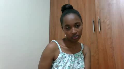 Snapshot of kaylar005 chatting on June 25, 2026, 11:04 am kaylar online show from June 25, 2026, 11:04 am