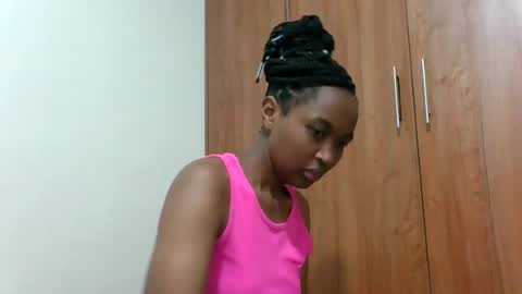 Snapshot of kaylar005 chatting on July 13, 2026, 9:34 am kaylar online show from July 13, 2026, 9:34 am