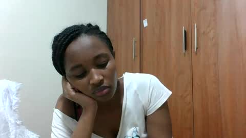 Snapshot of kaylar005 chatting on July 25, 2026, 8:06 pm kaylar online show from July 25, 2026, 8:06 pm