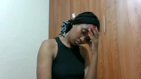 Snapshot of kaylar005 chatting on July 27, 2026, 6:15 pm kaylar online show from July 27, 2026, 6:15 pm