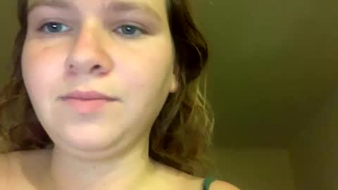 kaylastearsman online show from February 14, 2025, 4:15 am