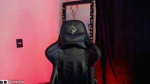 Snapshot of kayle______ chatting on February 23, 2026, 12:19 am INSTAjohedija online show from February 23, 2026, 12:19 am