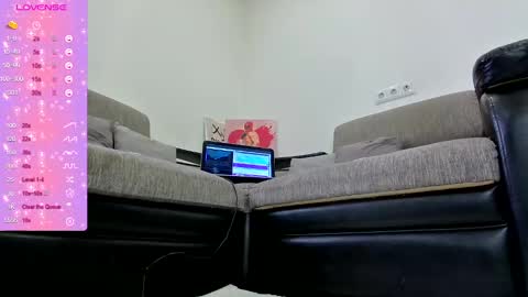 Snapshot of kaylee_ee chatting on December 18, 2024, 6:53 am kaylee_ee online show from December 18, 2024, 6:53 am