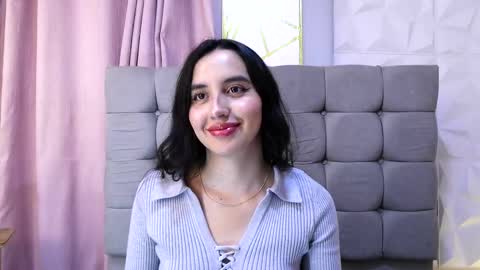 kaylee_lee online show from September 19, 2025, 3:52 am