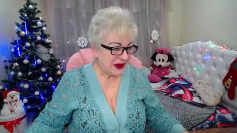 kaylesmoll online show from January 5, 2025, 5:30 am