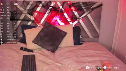 Snapshot of kayli_purple chatting on October 24, 2025, 7:38 am Kayli online show from October 24, 2025, 7:38 am