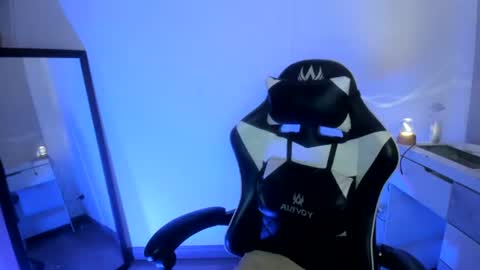 Snapshot of kaylie_xxx chatting on July 2, 2026, 3:23 am kaylie online show from July 2, 2026, 3:23 am