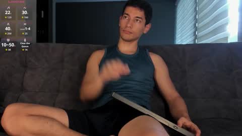 Snapshot of kayn_kalo chatting on October 17, 2025, 8:33 pm Kayn online show from October 17, 2025, 8:33 pm