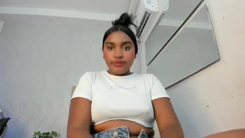 Kayna online show from November 2, 2025, 7:27 pm