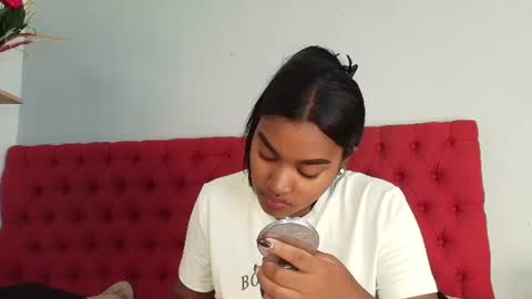 Snapshot of kayna_gomez chatting on July 2, 2026, 7:09 pm Kayna online show from July 2, 2026, 7:09 pm