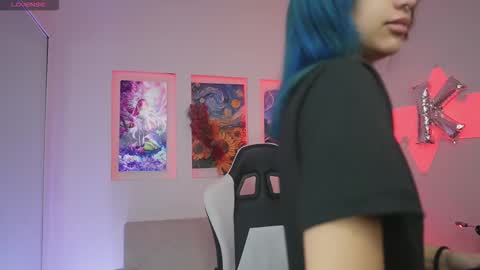 Snapshot of kayraowen chatting on October 27, 2025, 12:09 pm Kayra online show from October 27, 2025, 12:09 pm