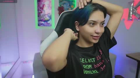 Snapshot of kayraowen chatting on October 28, 2025, 11:47 am Kayra online show from October 28, 2025, 11:47 am