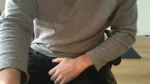 Neon online show from February 17, 2025, 9:46 am