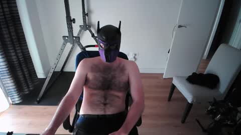 Neon online show from February 26, 2026, 5:23 pm