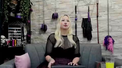 Miss Kazia online show from October 20, 2025, 10:21 pm