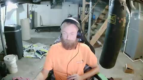 Snapshot of kazthesub chatting on October 19, 2025, 9:04 pm kazthesub online show from October 19, 2025, 9:04 pm