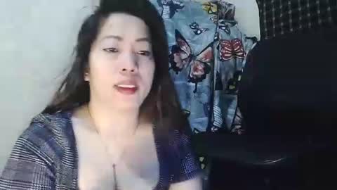 Snapshot of kazzandrasexy chatting on October 14, 2025, 7:47 pm Kazzandra online show from October 14, 2025, 7:47 pm