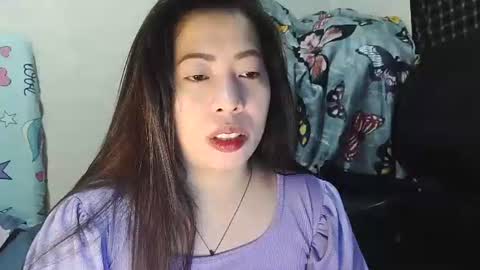 Snapshot of kazzandrasexy chatting on October 19, 2025, 7:47 pm Kazzandra online show from October 19, 2025, 7:47 pm