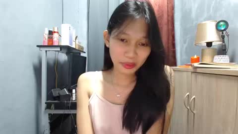 Snapshot of kc_slutmoree chatting on September 13, 2025, 5:18 am Its me Cora online show from September 13, 2025, 5:18 am