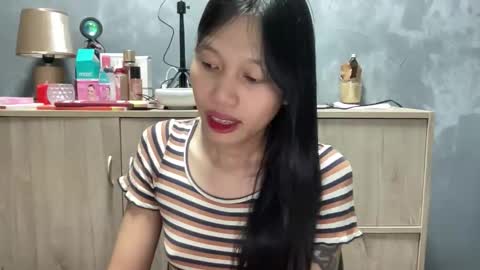 Its me Cora online show from November 11, 2025, 4:45 am