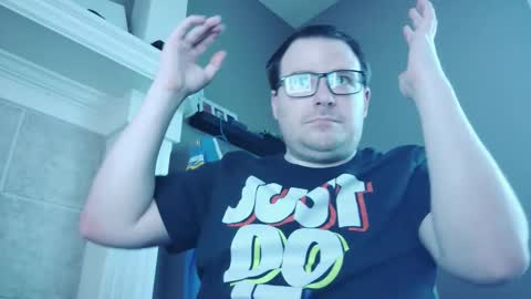 Snapshot of kcchiefs4life chatting on April 6, 2026, 12:19 am kcchiefs4life online show from April 6, 2026, 12:19 am