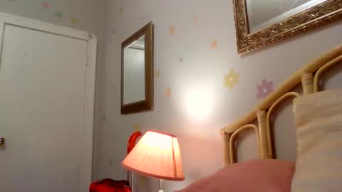 keaginschroeder1 online show from December 20, 2025, 5:25 am