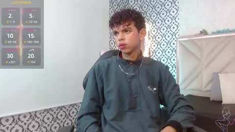 Snapshot of keahi_tay chatting on February 21, 2026, 11:44 am keahi online show from February 21, 2026, 11:44 am