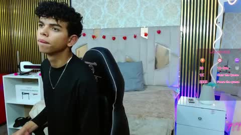 Snapshot of keahi_tay chatting on April 4, 2026, 7:11 pm keahi online show from April 4, 2026, 7:11 pm